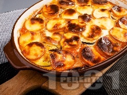 Запечени патладжани с топено сирене, яйца и домати на фурна - снимка на рецептата
